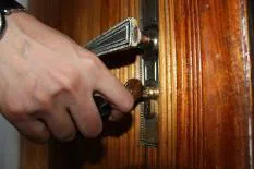 Garden City NY Locksmith Store Garden City, NY 516-535-9670 - emergency-locksmith-opening